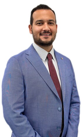 Staff member Thomas Molina from ID_756b81