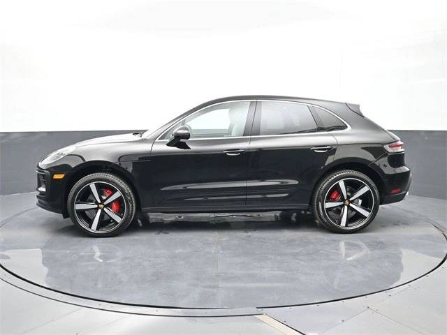 2026 Porsche Macan S photo 2