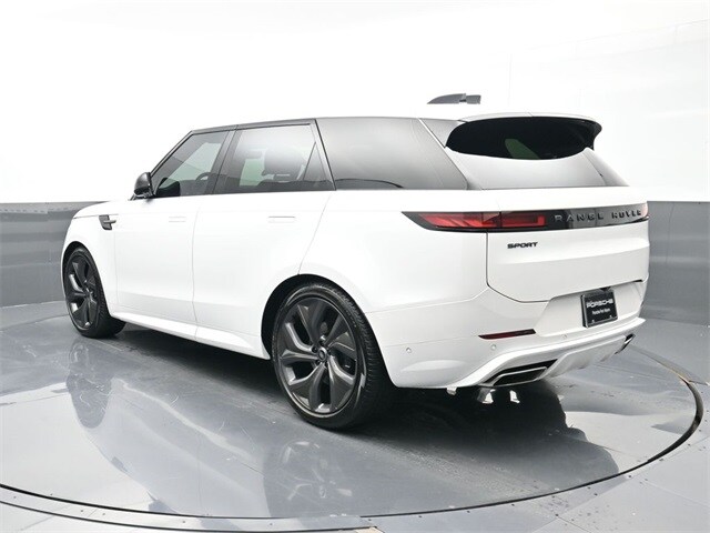 2024 Land Rover Range Rover Sport P400 Dynamic SE photo 3