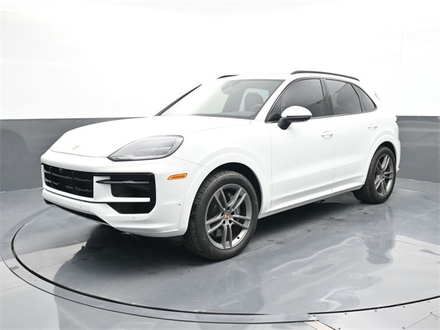 2025 Porsche Cayenne Base