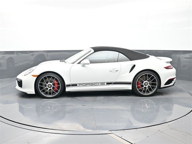 2018 Porsche 911 Turbo Cabriolet photo 2