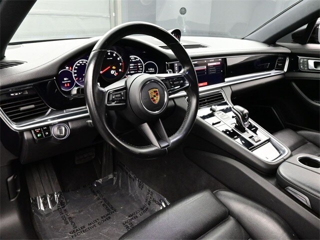 2021 Porsche Panamera 4 photo 4