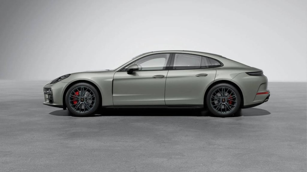 New 2026 Porsche Panamera GTS GTS Sedan