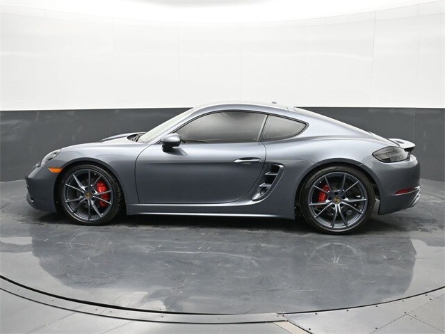 2025 Porsche Cayman S photo 2