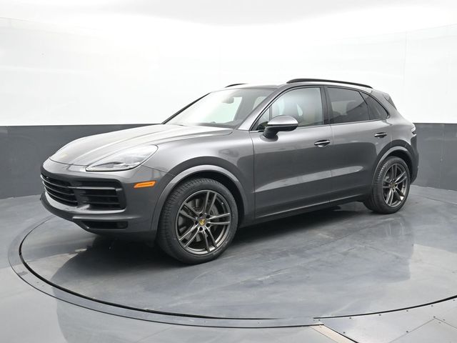 2021 Porsche Cayenne S's photo