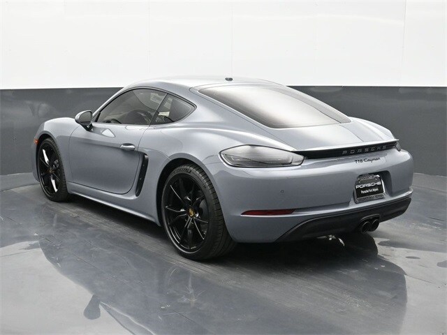 2025 Porsche Cayman Base S photo 3