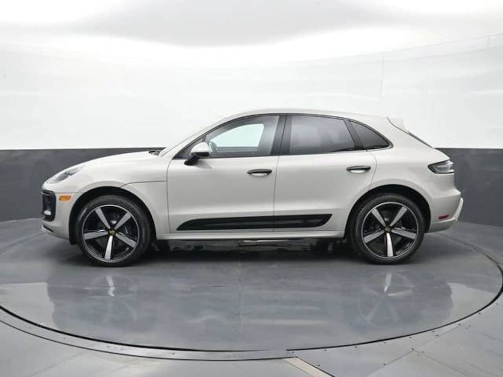 New 2026 Porsche Macan SUV