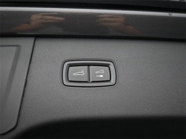 2025 Porsche Cayenne Turbo E-Hybrid - Photo 39