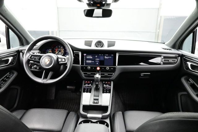 2025 Porsche Macan Base - Photo 20