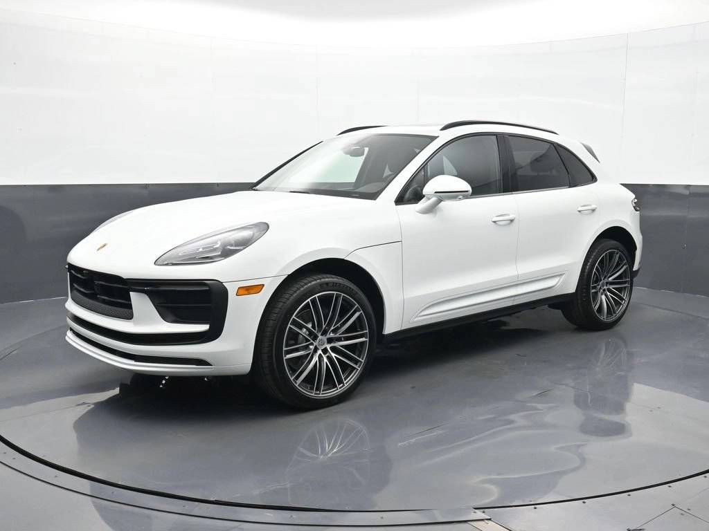 2026 Porsche Macan
