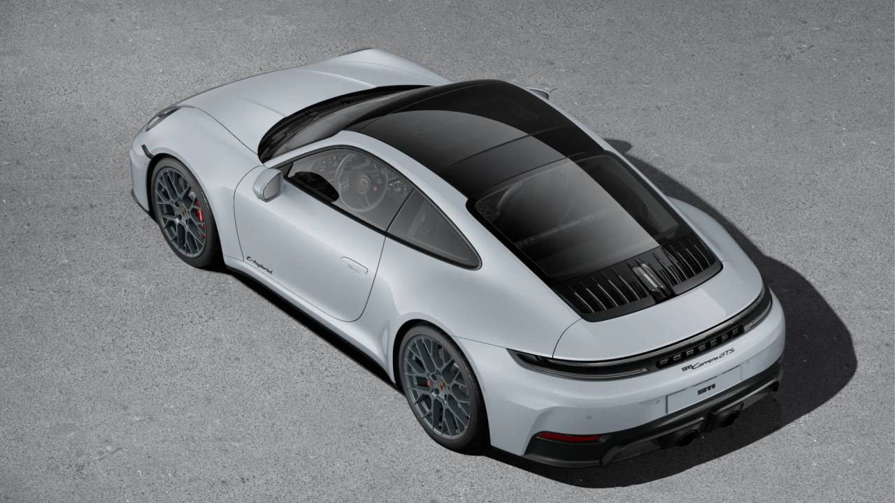 2026 Porsche 911 GTS photo 4