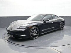 2026 Porsche Taycan 4 Black Edition Sedan