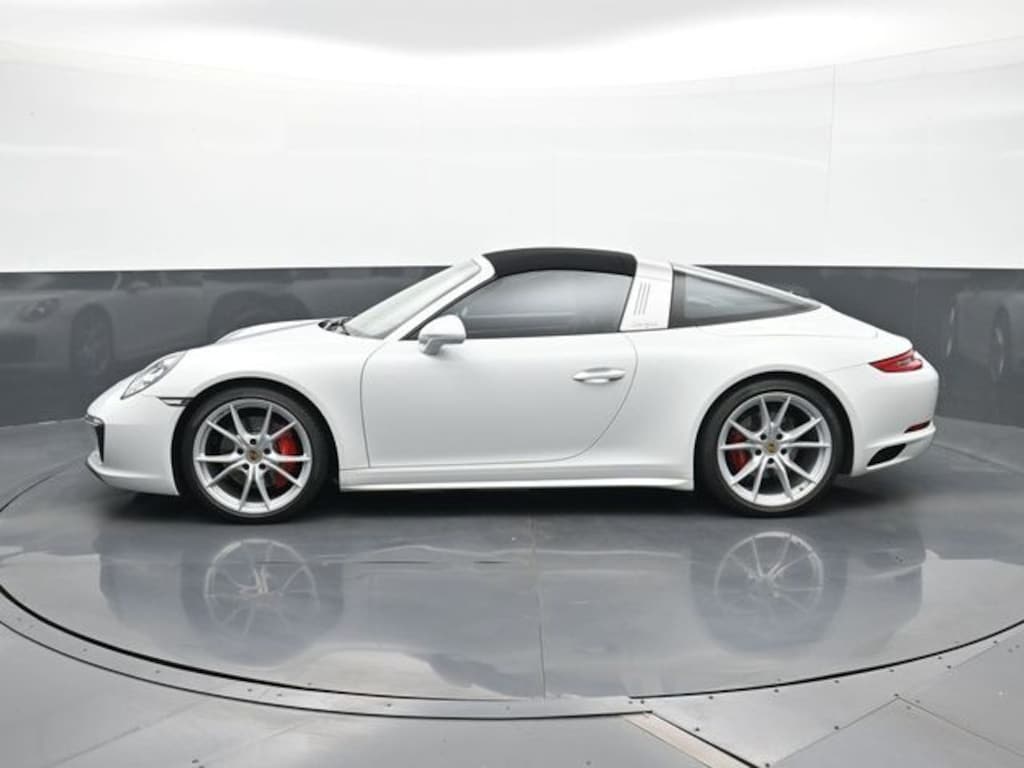 Certified 2018 Porsche 911 Targa 4S Coupe