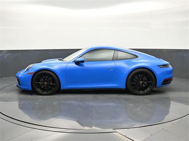 2022 Porsche 911 4S 4 GTS photo 2