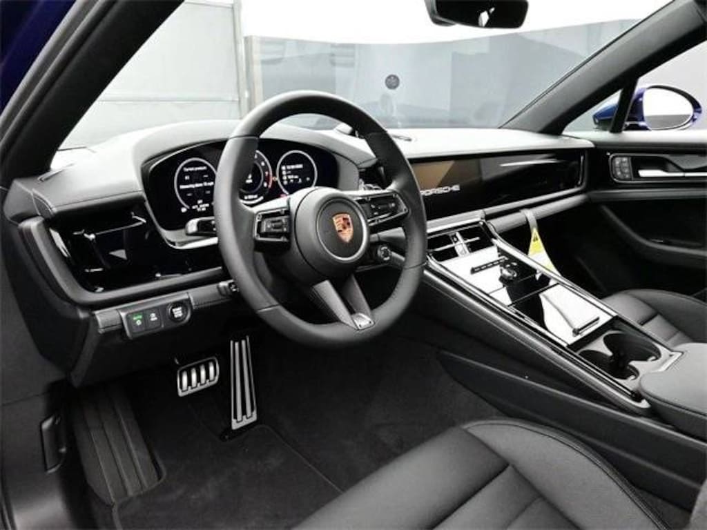 New 2026 Porsche Panamera Hatchback