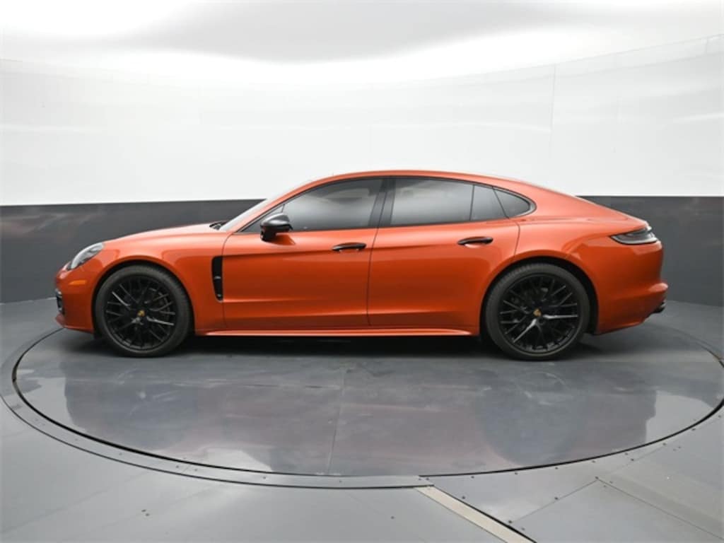 Certified 2022 Porsche Panamera 4 Platinum Edition Hatchback