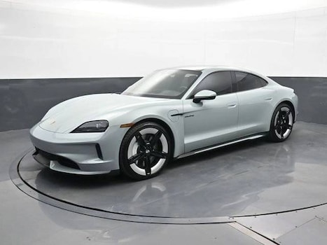 2025 Porsche Taycan 4S Sedan