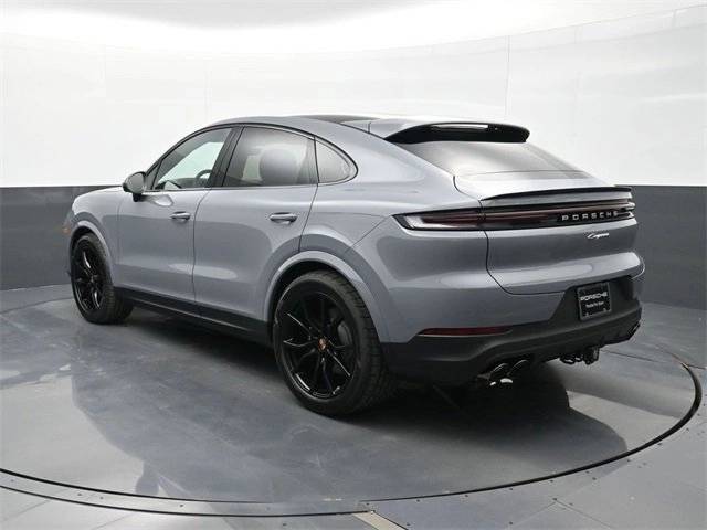 2026 Porsche Cayenne Coupe photo 2