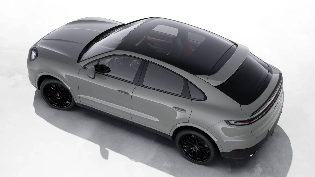 2026 Porsche Cayenne Coupe photo 4