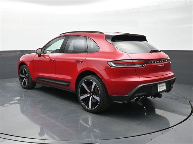 2023 Porsche Macan S photo 3