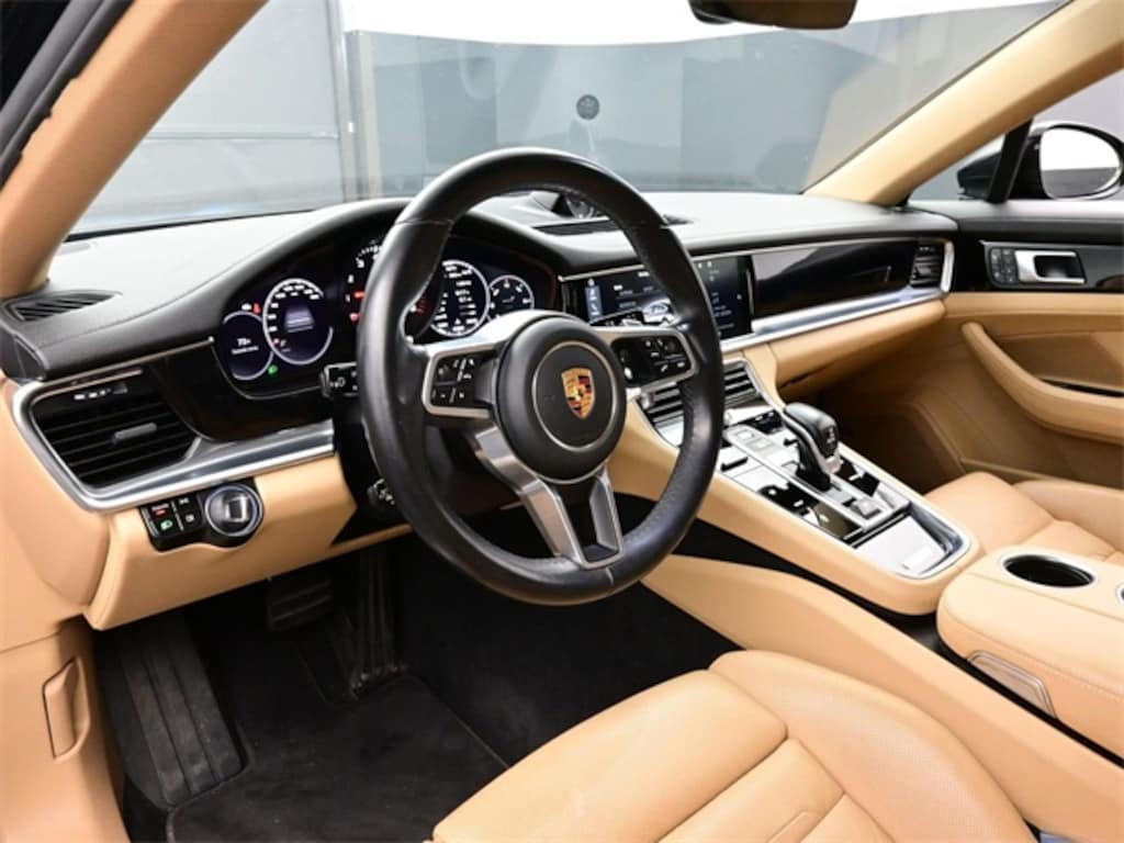 Certified 2017 Porsche Panamera Sedan