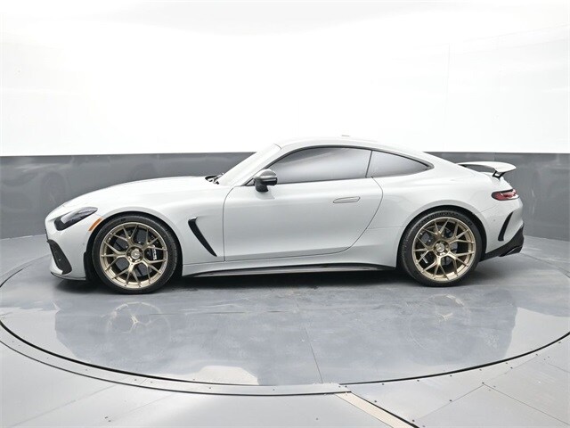 2026 Mercedes Benz AMG GT photo 2