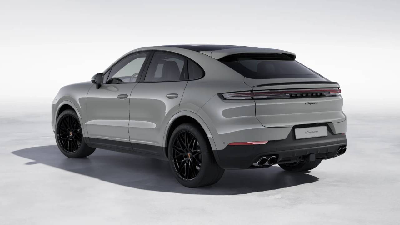 2026 Porsche Cayenne Coupe photo 3