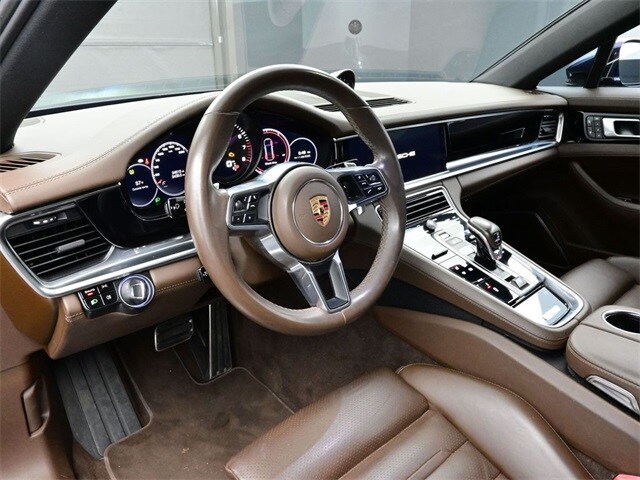 2018 Porsche Panamera 4S photo 4