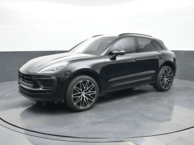 2024 Porsche Macan T