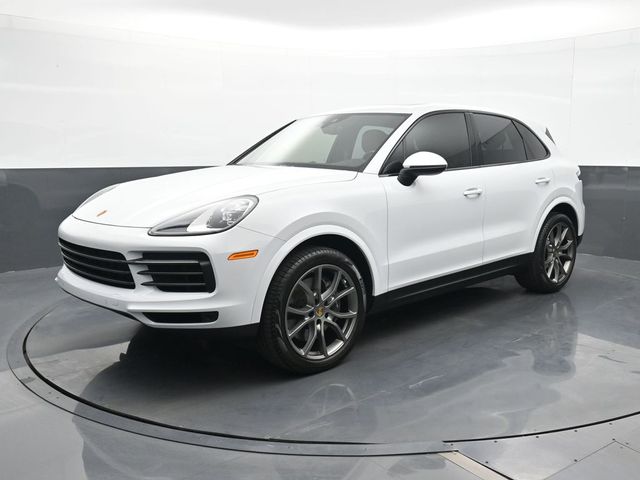2023 Porsche Cayenne Platinum Edition's photo