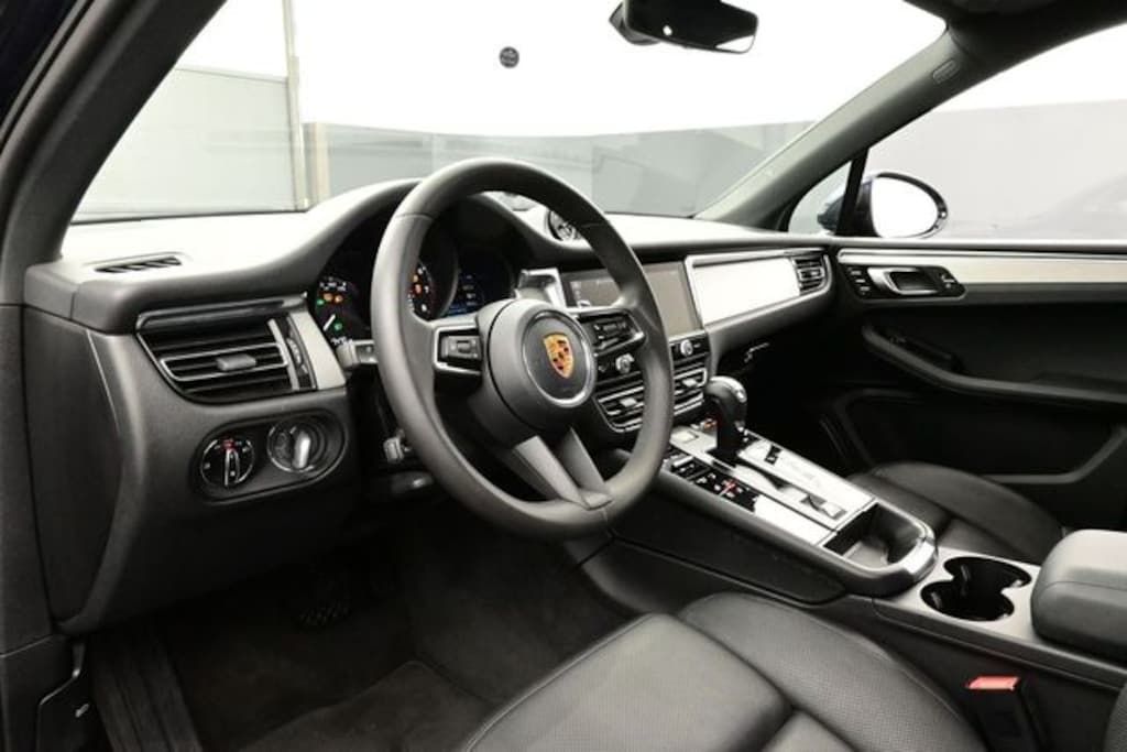 Certified 2023 Porsche Macan SUV