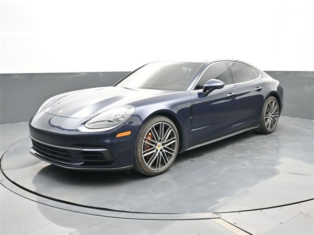 2018 Porsche Panamera 4S's photo
