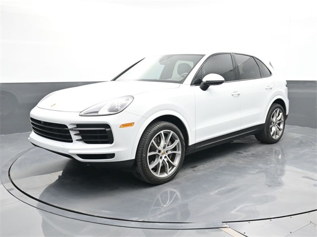 2023 Porsche Cayenne Base