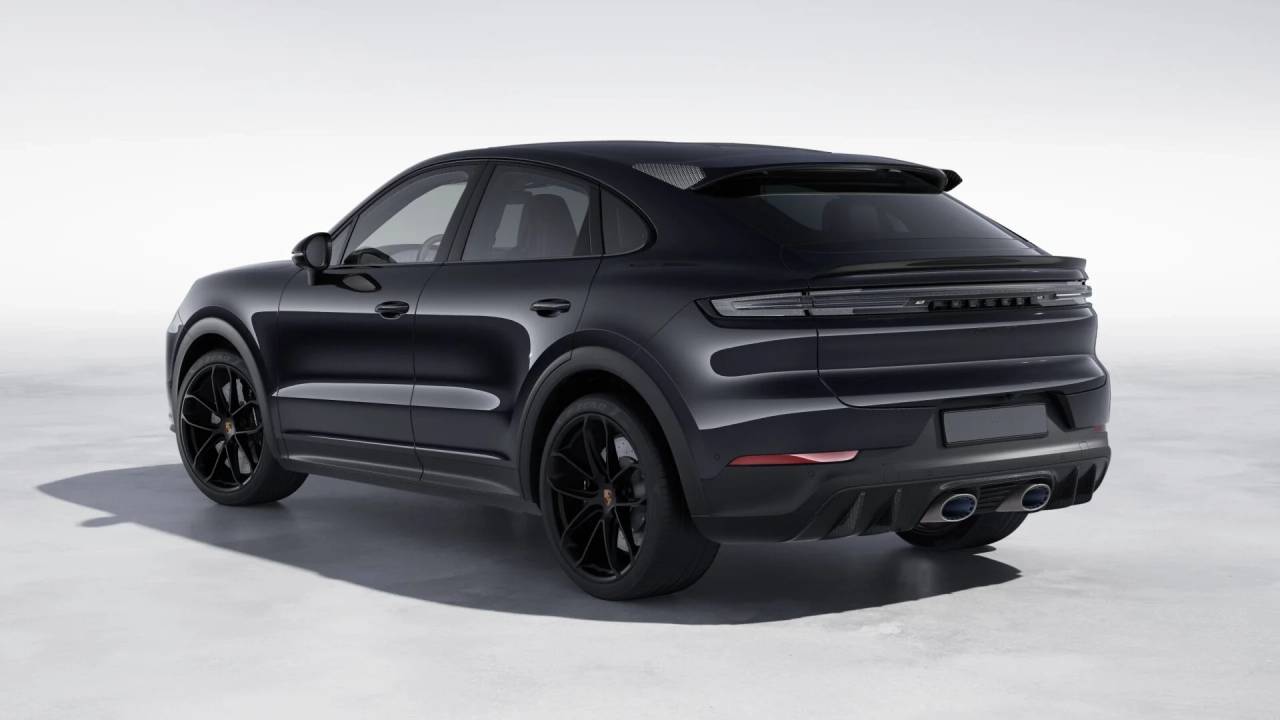 2025 Porsche Cayenne Coupe Turbo GT photo 3