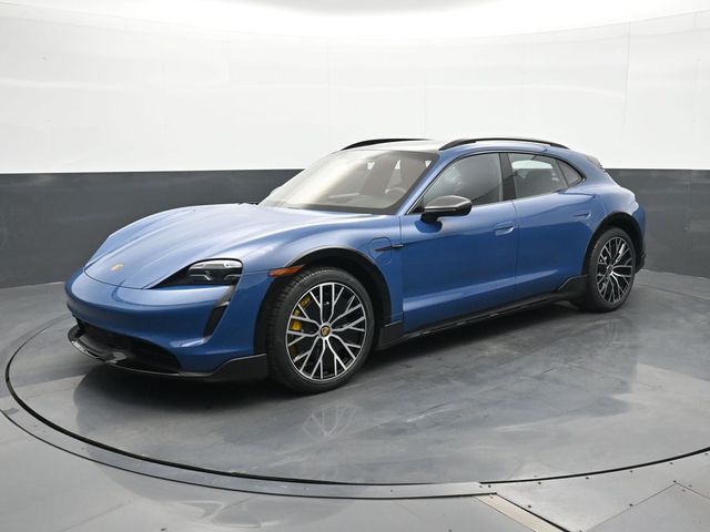 2022 Porsche Taycan Cross Turismo Turbo S's photo