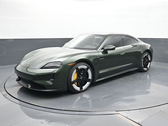 2025 Porsche Taycan Turbo S's photo