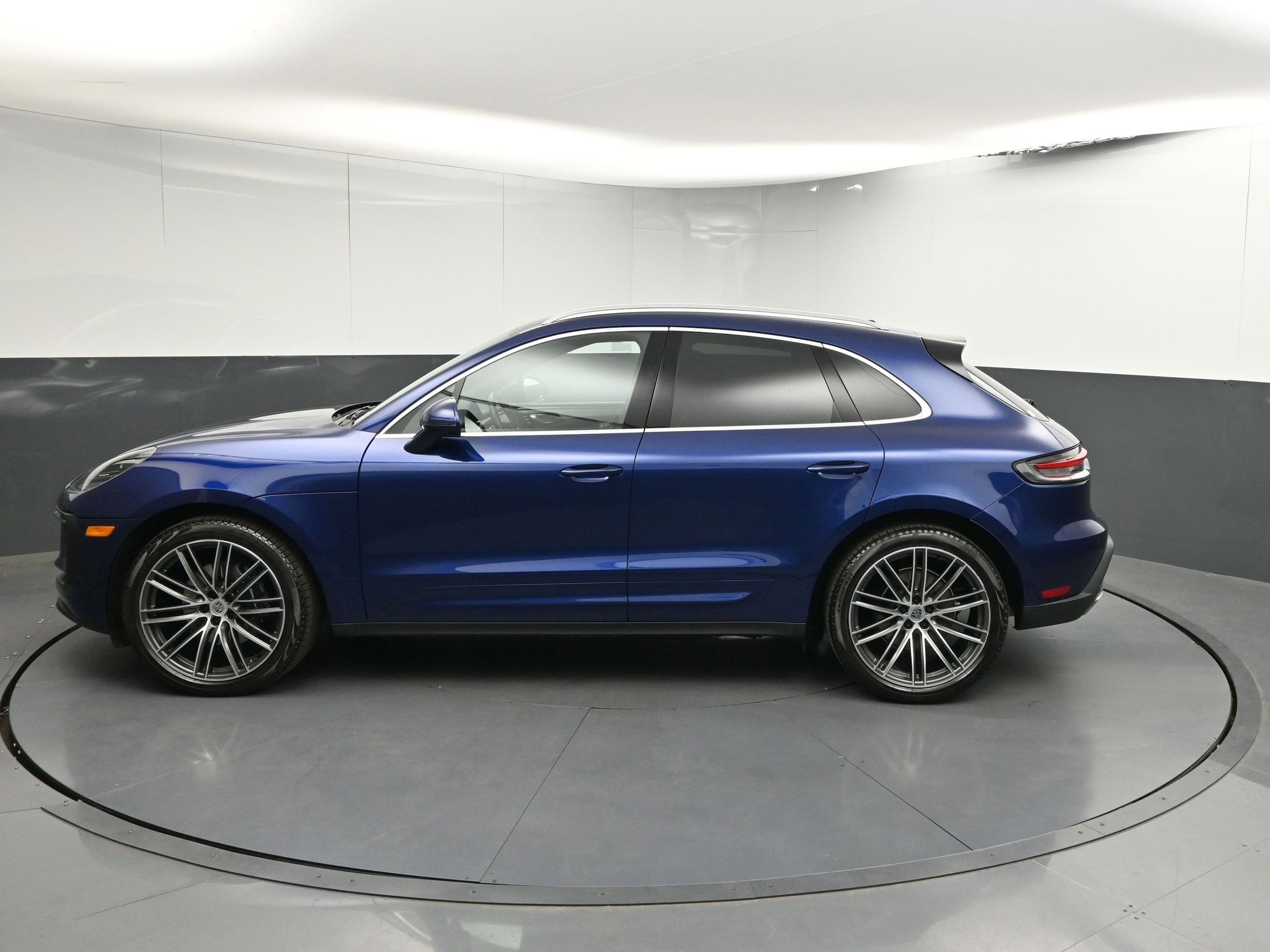 Certified 2024 Porsche Macan Base with VIN WP1AA2A51RLB15286 for sale in Greenville, SC