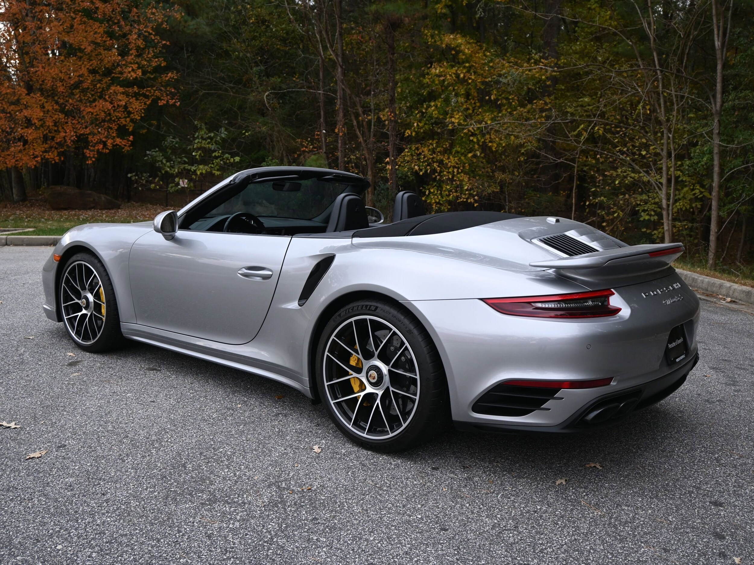 2019 Porsche 911 Turbo S Cabriolet photo 3