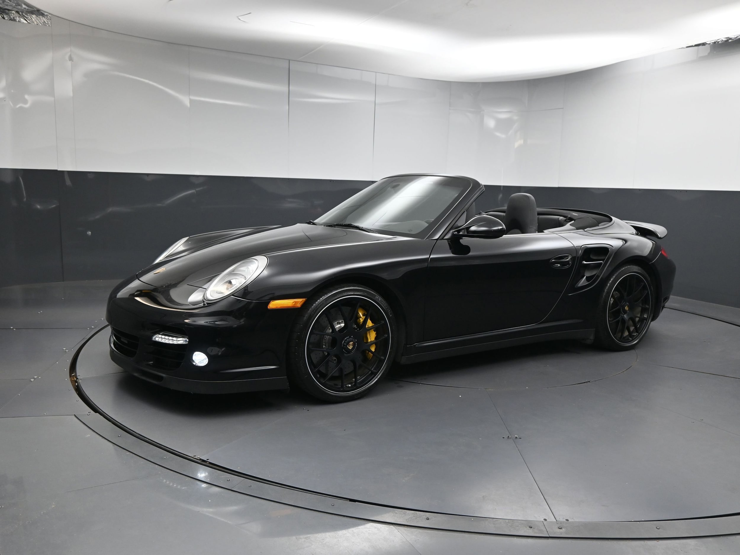 2011 Porsche 911 Turbo S's photo