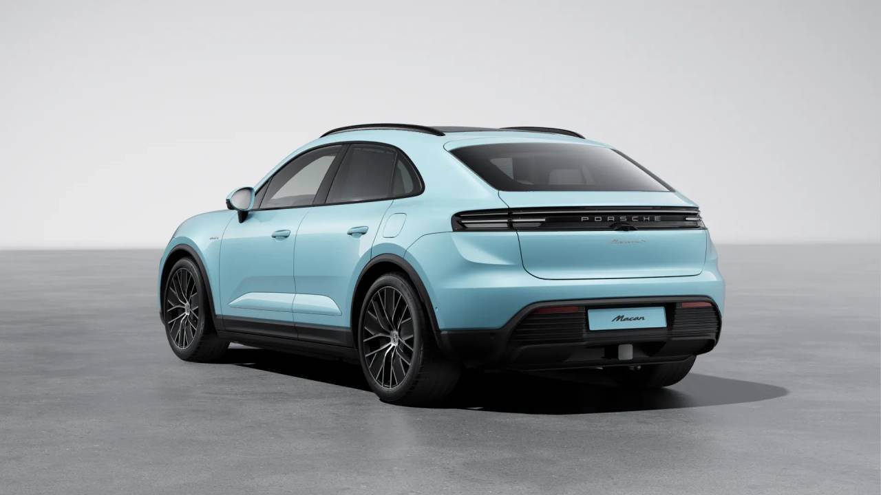 2025 Porsche Macan Electric photo 3