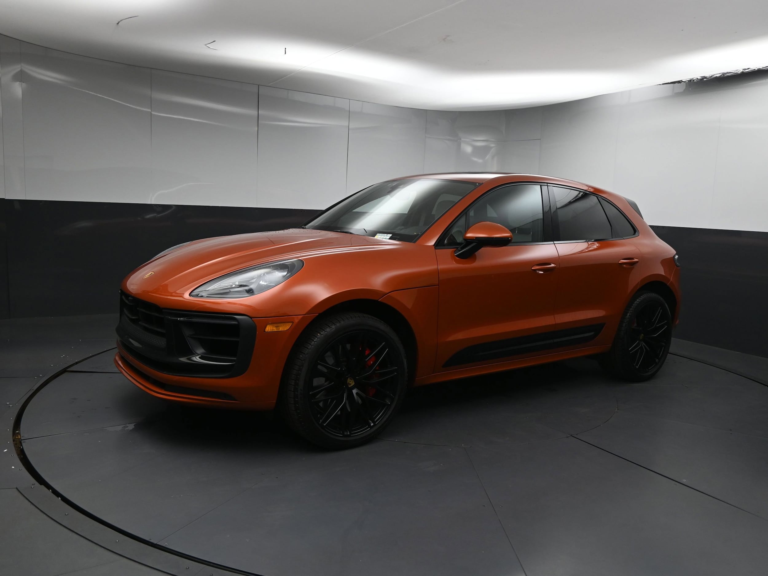 2022 Porsche Macan GTS's photo