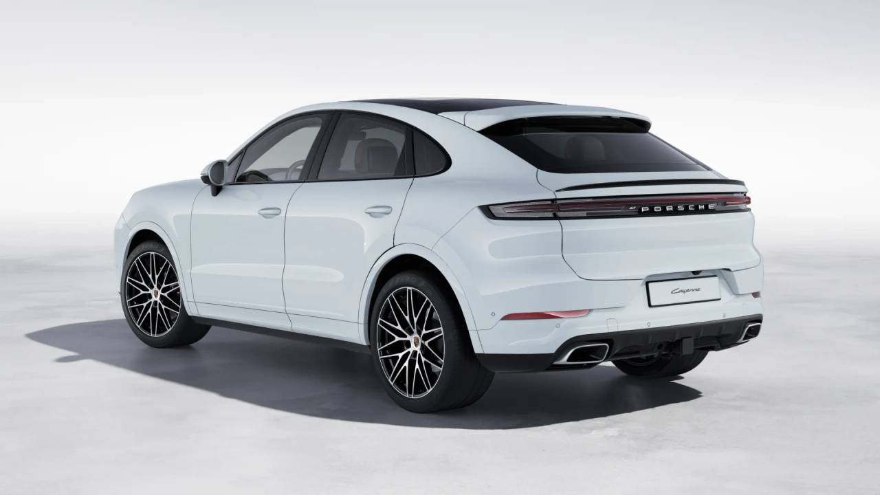 2026 Porsche Cayenne Coupe photo 3