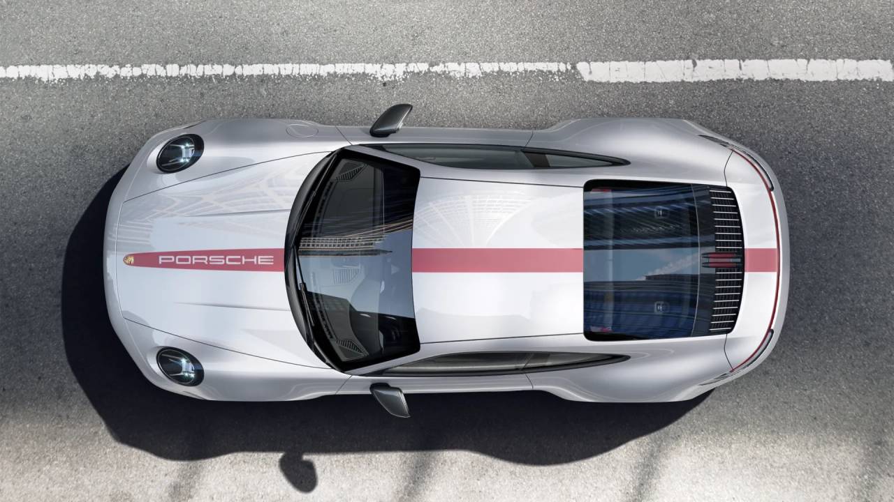 2024 Porsche 911 T photo 4