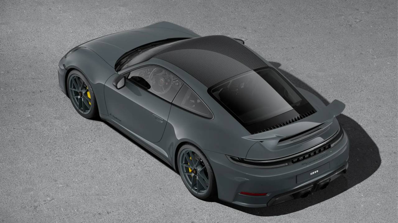 2025 Porsche 911 4 GTS photo 4
