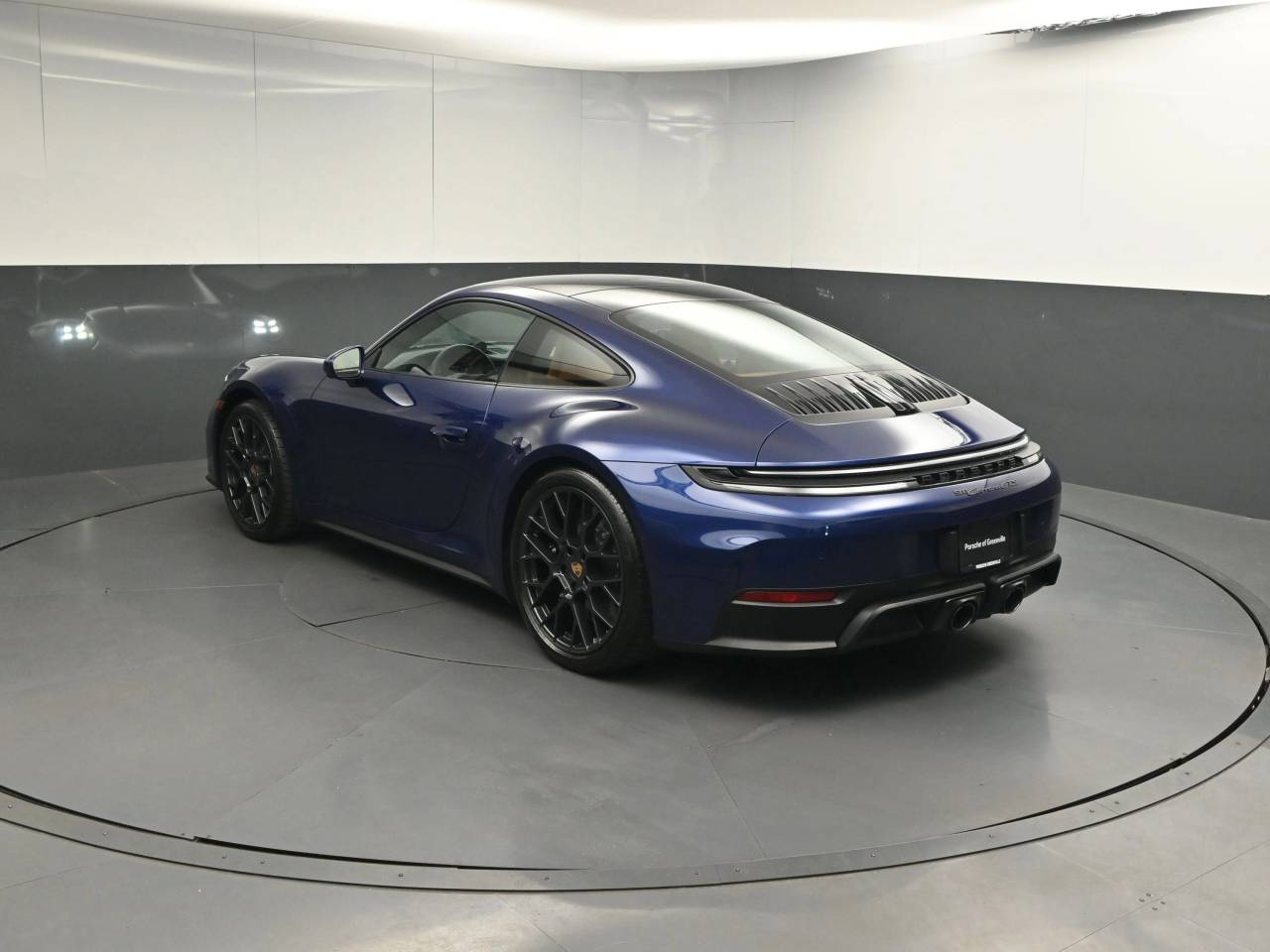 2025 Porsche 911 4 GTS photo 3