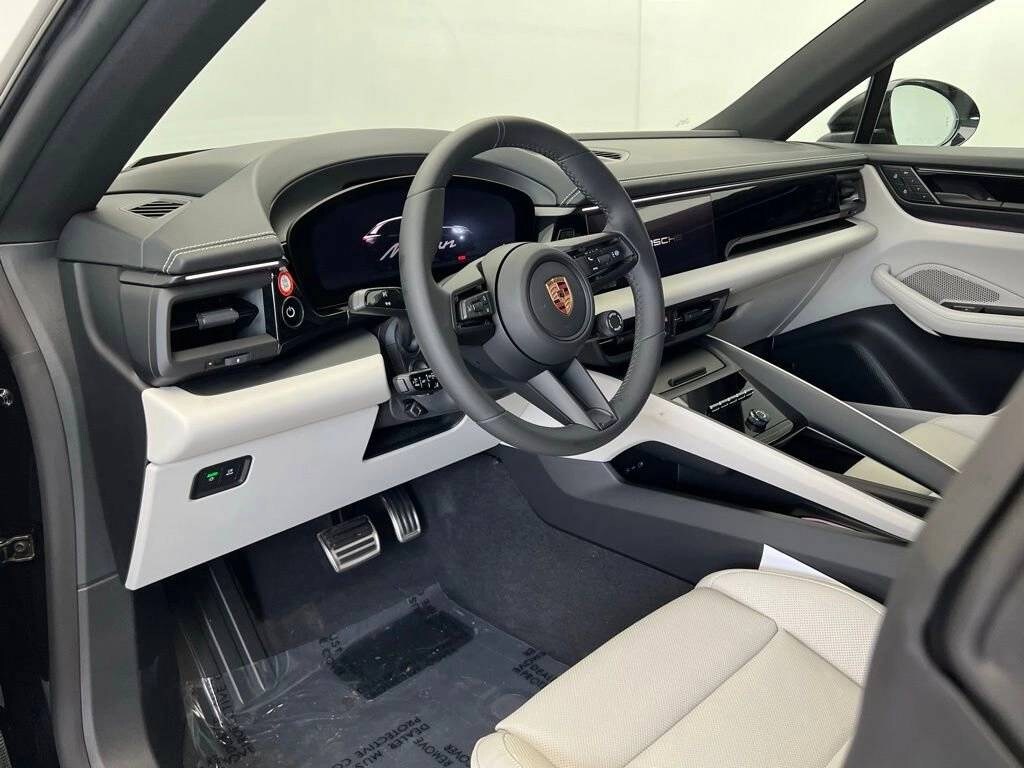 New 2025 Porsche Macan 4S Electric 4S Electric SUV
