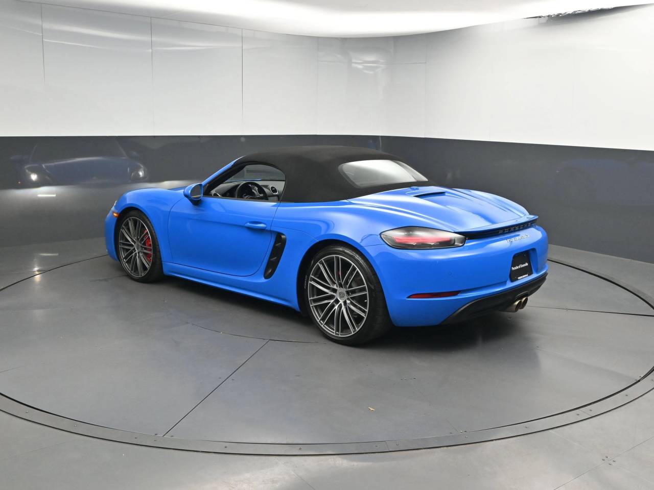 2025 Porsche Boxster S photo 3