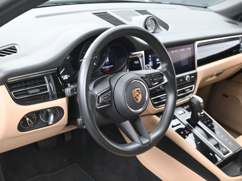 Used 2022 Porsche Macan  AWD
