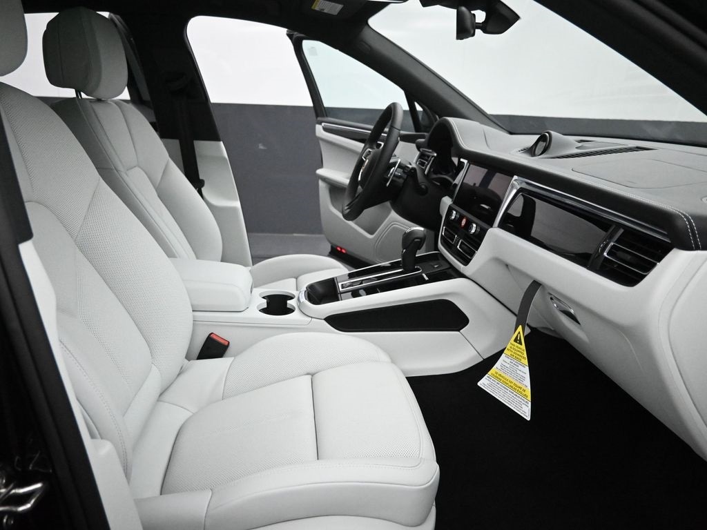 New 2025 Porsche Macan SUV
