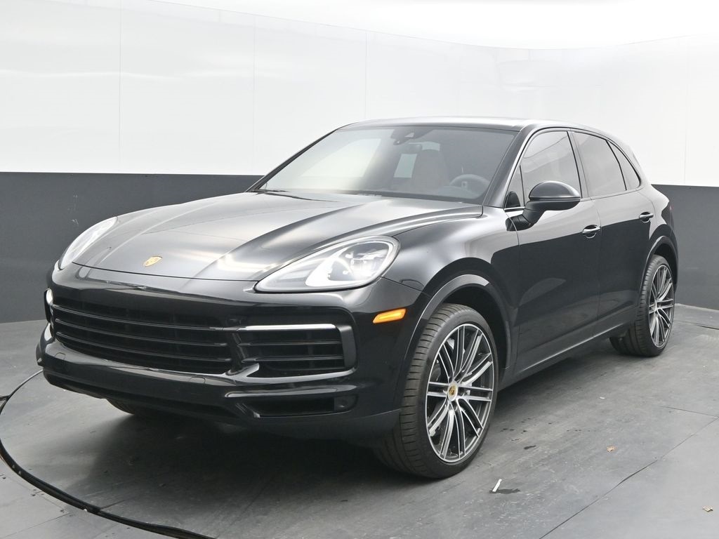 2022 Porsche Cayenne Base